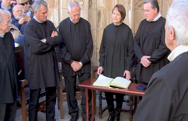 Imatge de la portada del video;El Tribunal de les Aigües entrega Brusa d'Honor a la Rectora